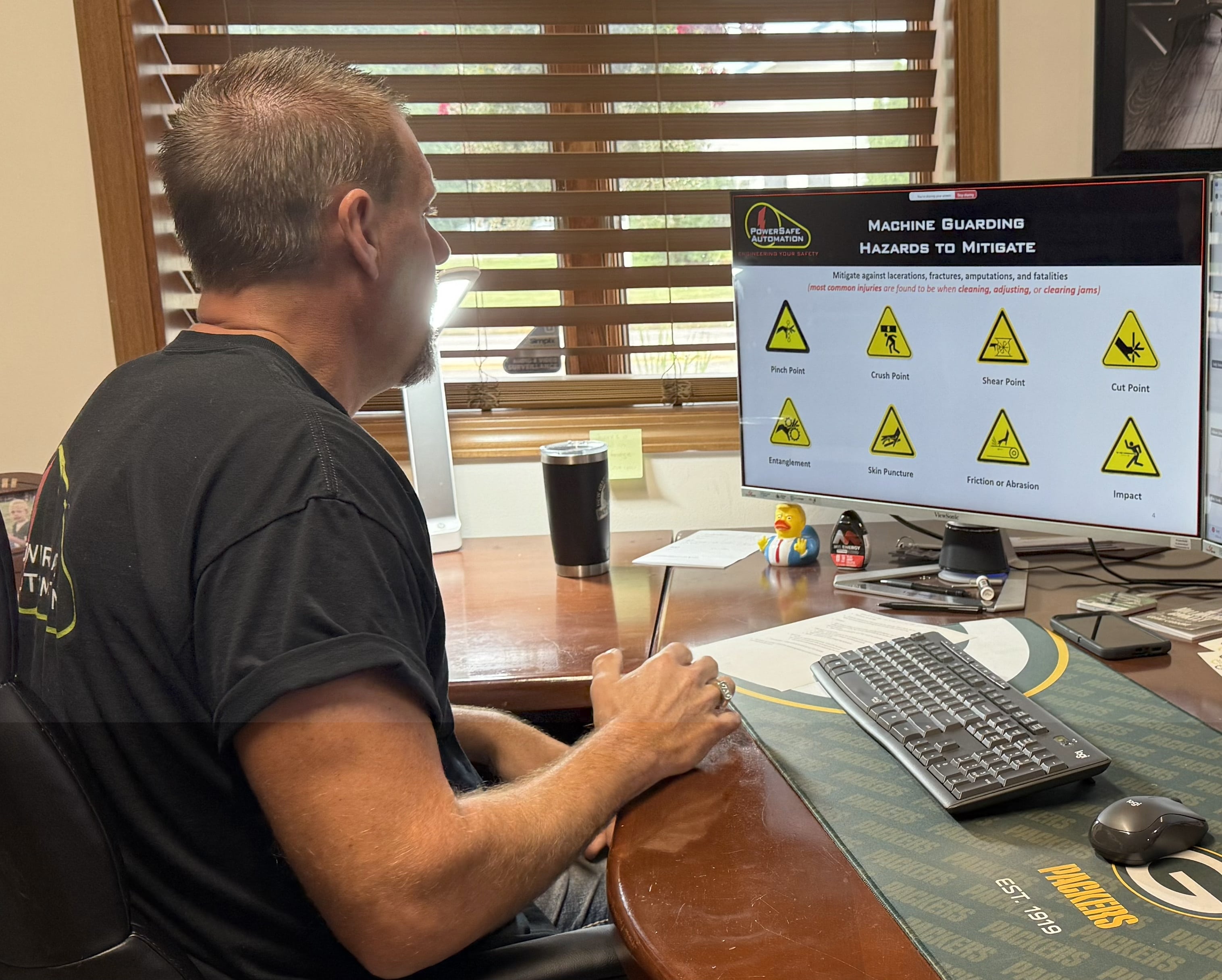 Shawn Mantel hosting a webinar on his desktop computer