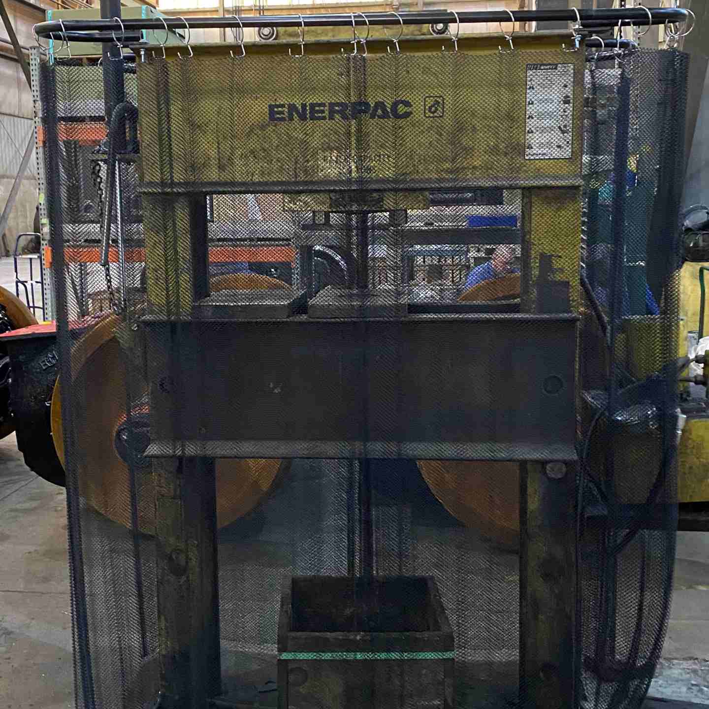 Hydraulic Shop Press Guarding Image 1