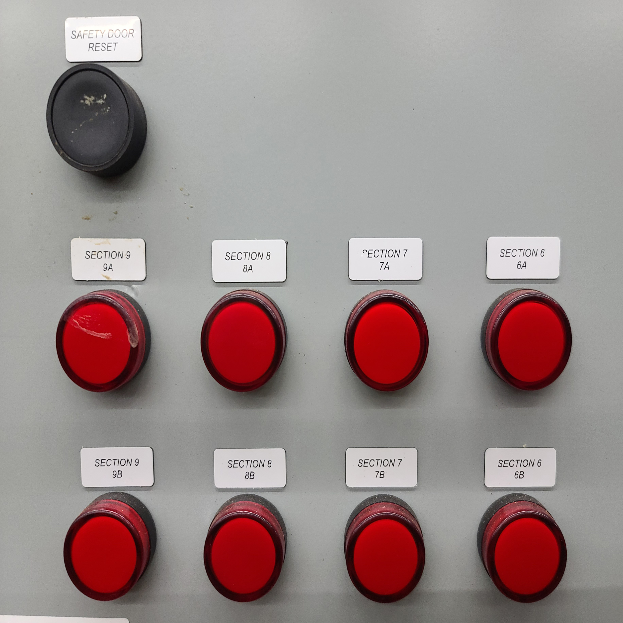 multi-safety-switch-door-controls.jpg?Revision=VY4&Timestamp=pmKpt8