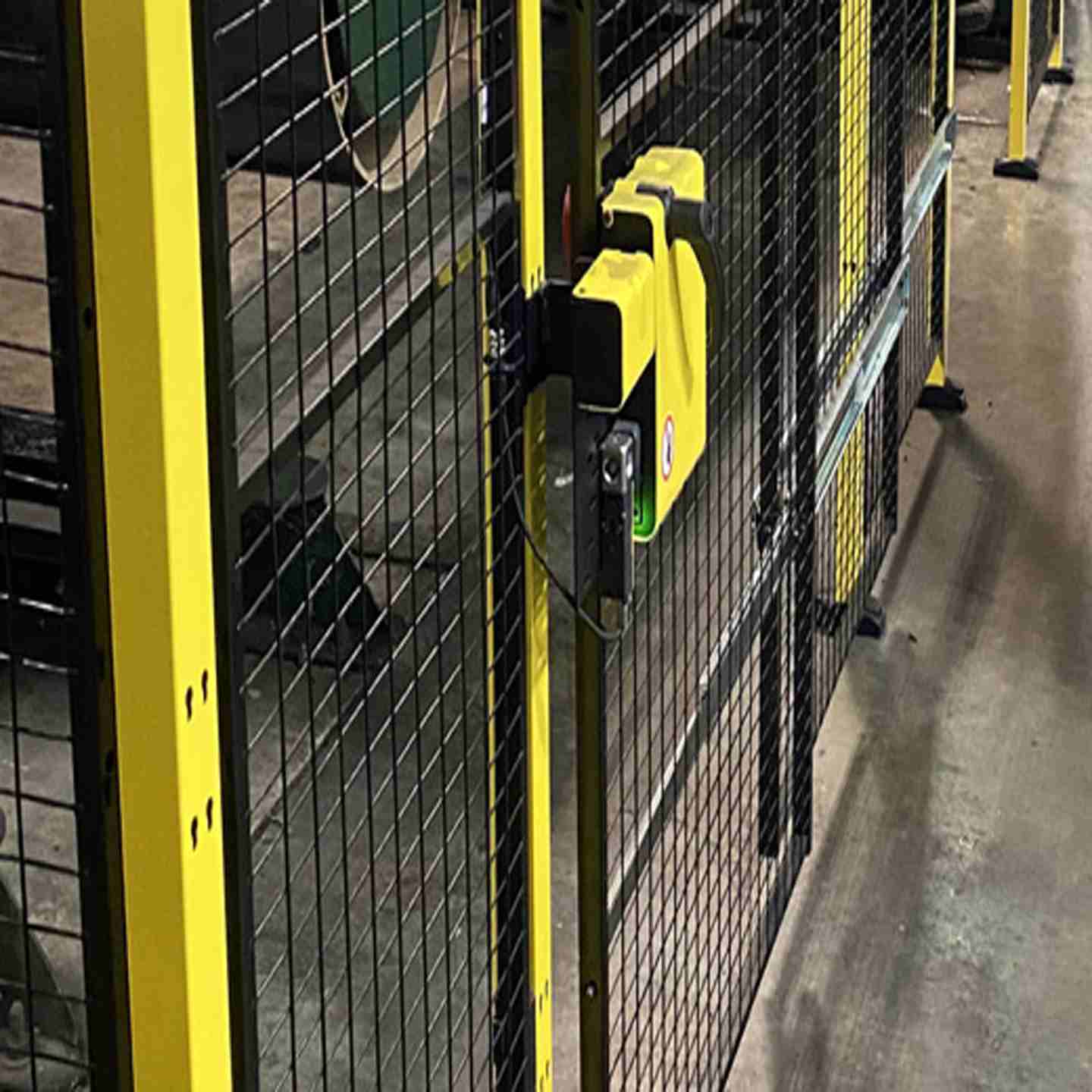 Safety Interlock Switch Set Image 3